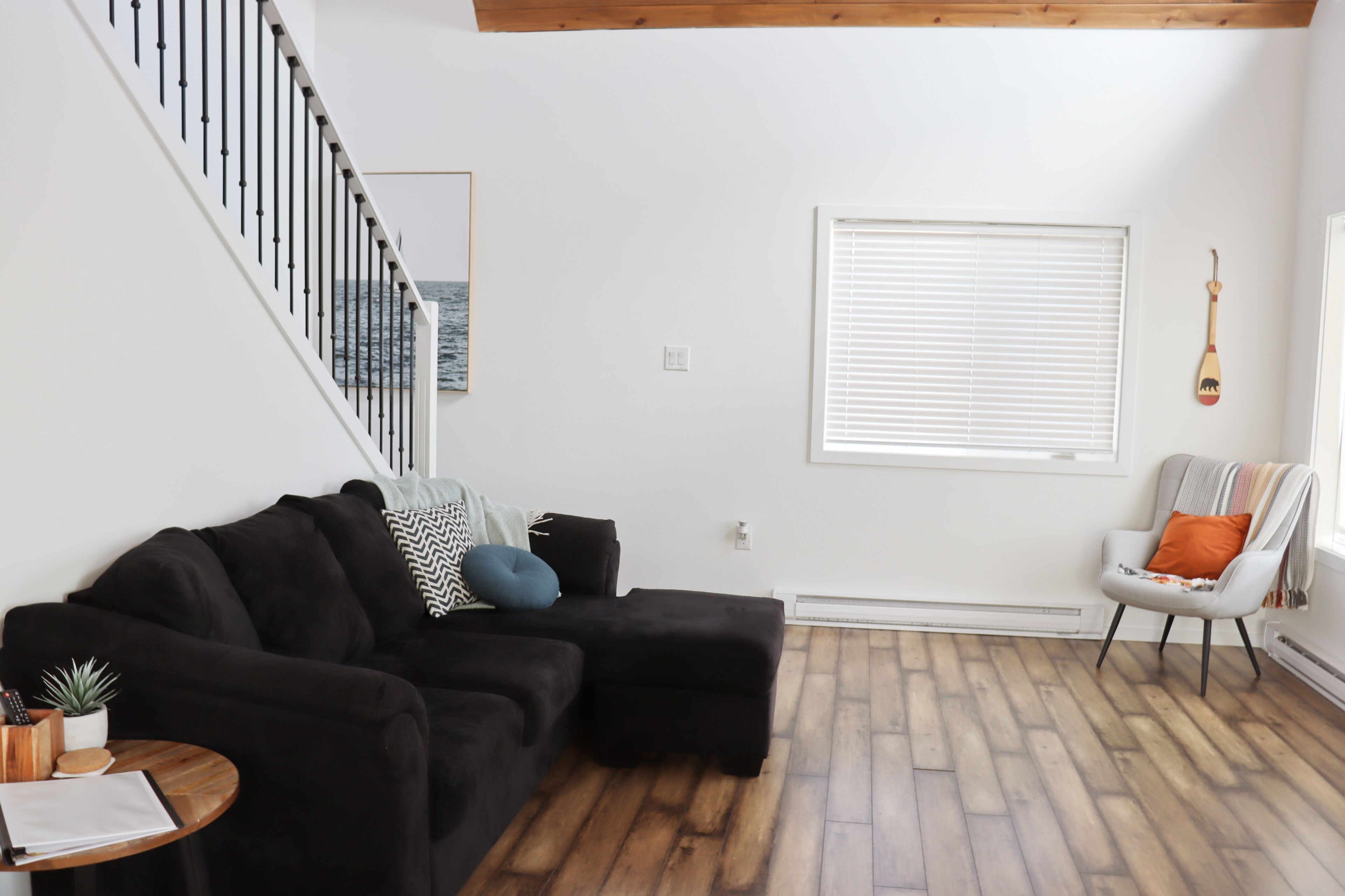 The Lazy Bear Loft - Lake Front Paradise