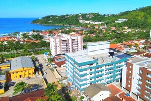 Exterior - BEAUTIFUL APARTMENT 26 - with sea view, two parking spaces, we have other options. (Ubatuba)