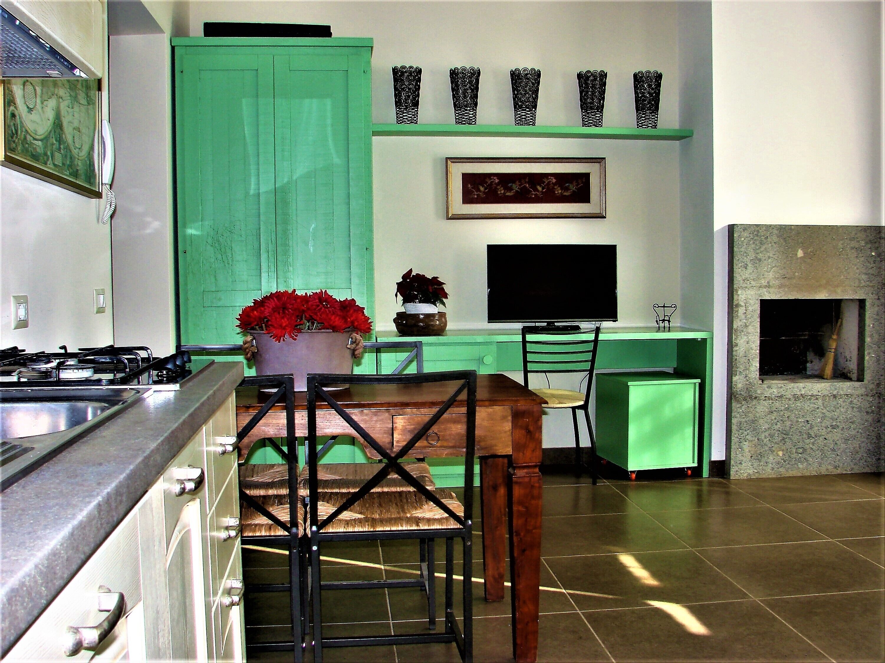 Two-room apartment IBISCO yellow