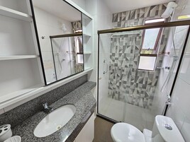 Classic Apartment | Bathroom | Shower