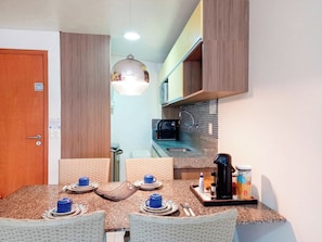 Family Apartment, Ground Floor | Private kitchen