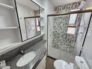 Appartamento Classic | Bagno | Doccia