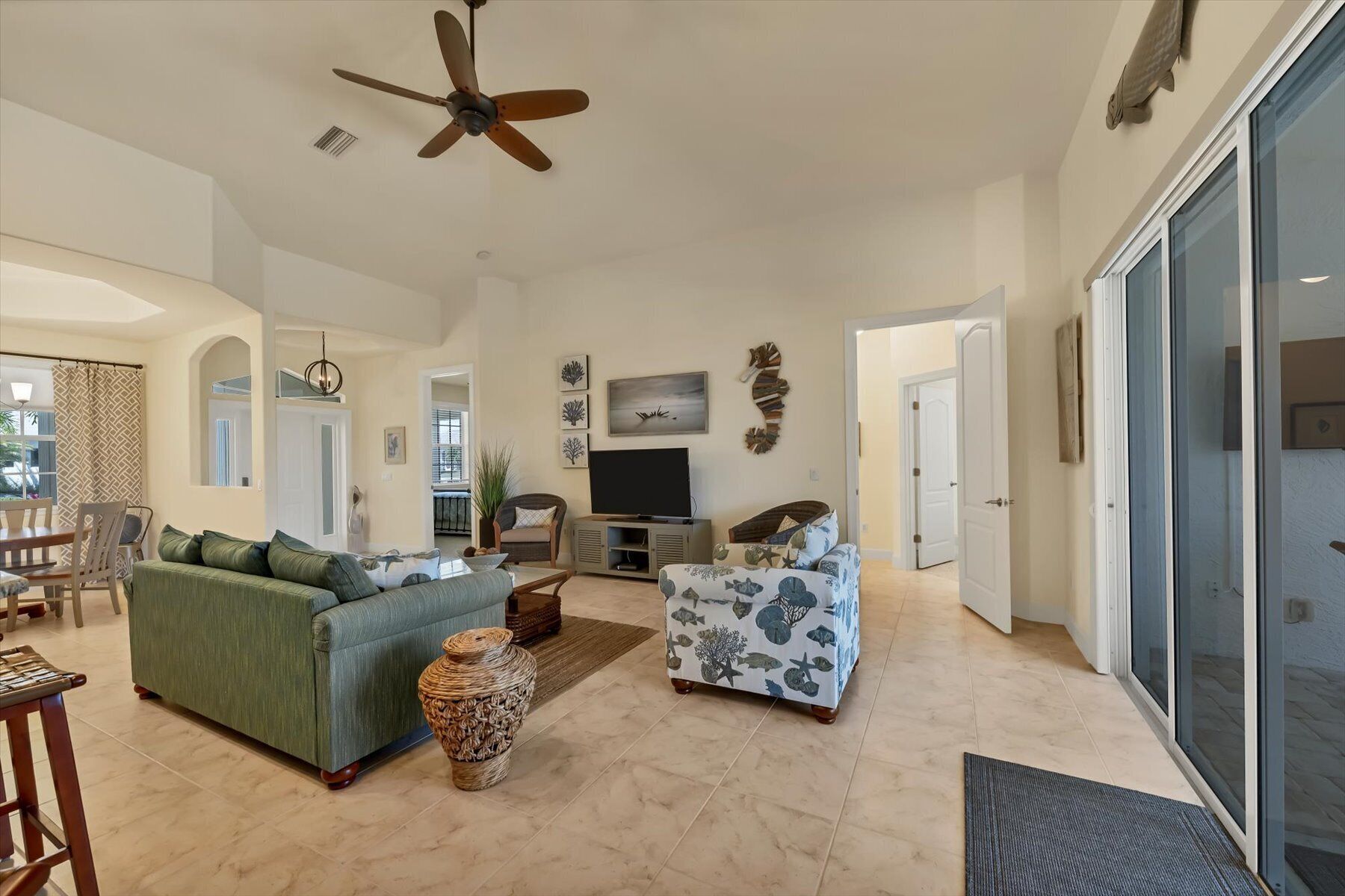 Rotonda home with heated pool near Boca Grande + beaches