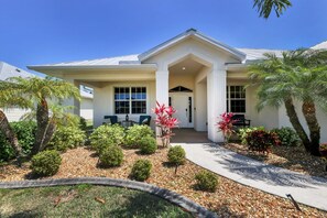 Exterior - Rotonda home with pool near Boca Grande + beaches (Rotonda West)