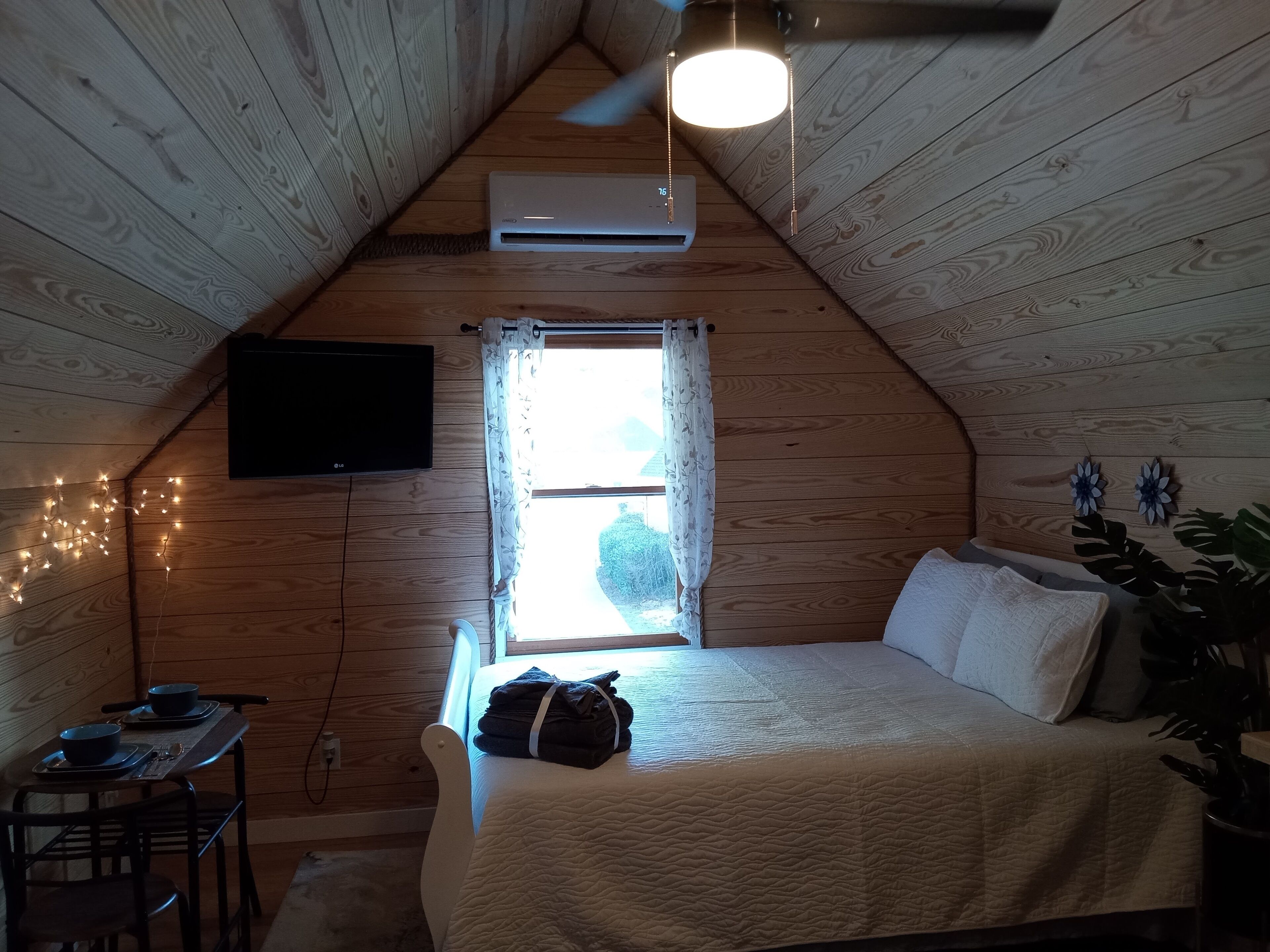 A Bamboo-Inspired Studio in charming Olde Towne