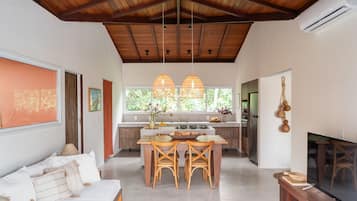 Basic Villa | Interior