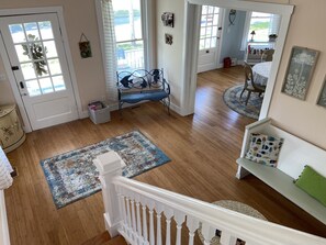 المنشأة من الداخل