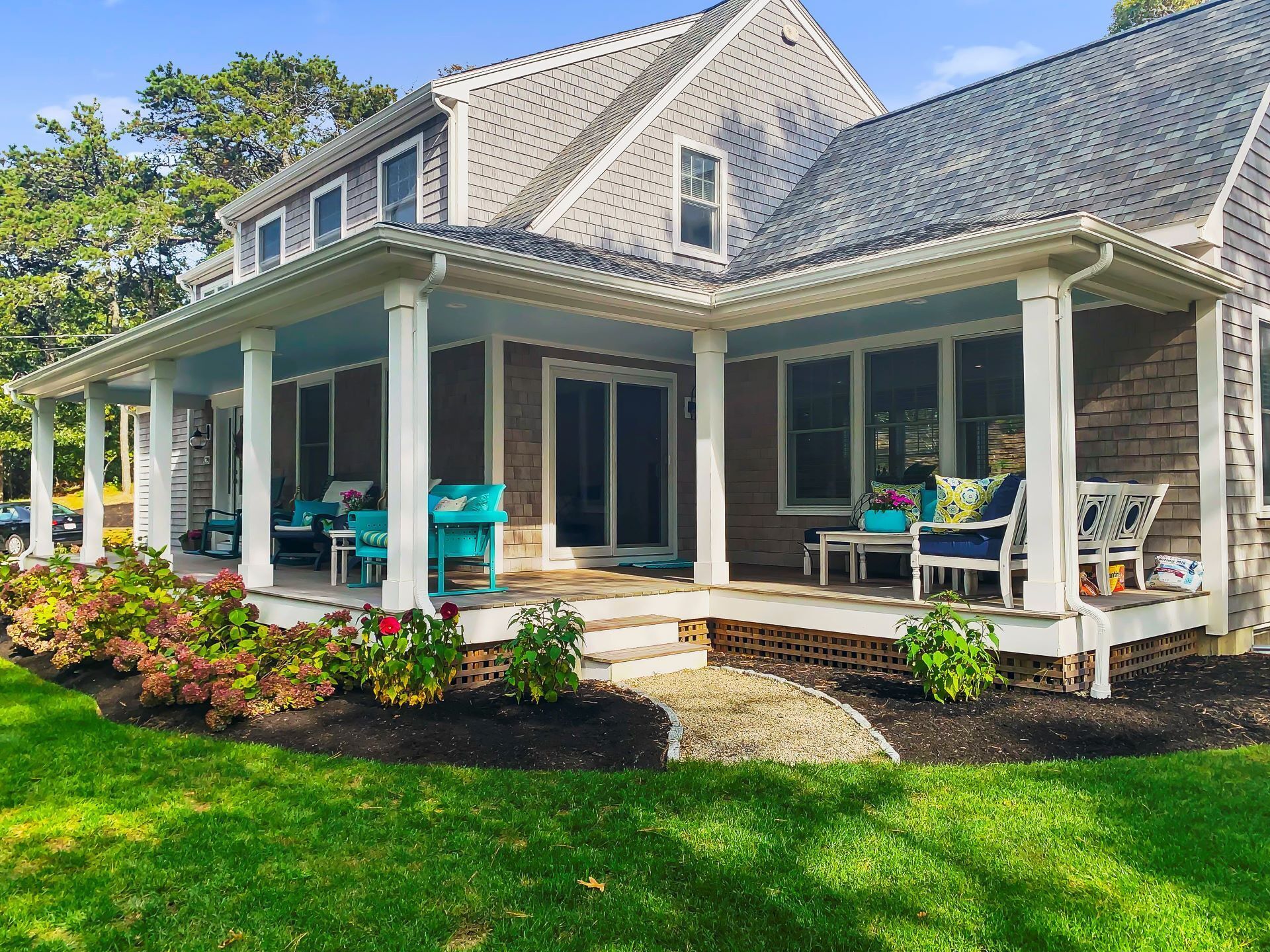 Dog Friendly!  Half mile to Hardings Beach, newly updated, modern coastal chic, great outdoor space