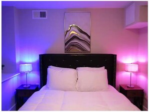 1 soverom, skrivebord, strykejern/-brett og wi-fi (inkludert)