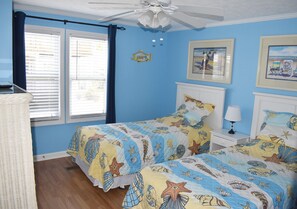 3 bedrooms, desk, free WiFi, bed sheets