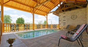 Outdoor pool, a heated pool