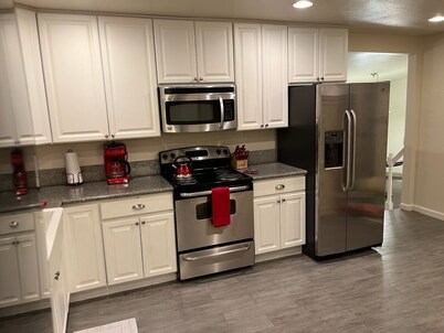 2 bedroom, 2 bath farmhouse