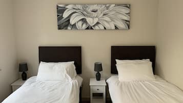 Twin Room | Cadar katil