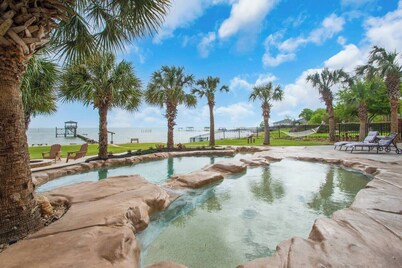 Kemah Bayfront Estate with Heated Pools, Private Pier and Walk to the Boardwalk!
