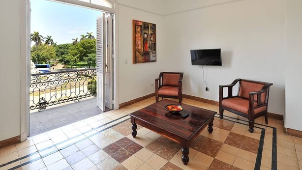 Living area - Franchipani (La Seyne-sur-Mer)