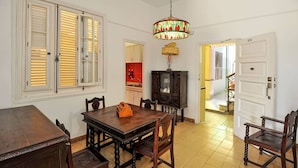 Living area - Franchipani (La Seyne-sur-Mer)
