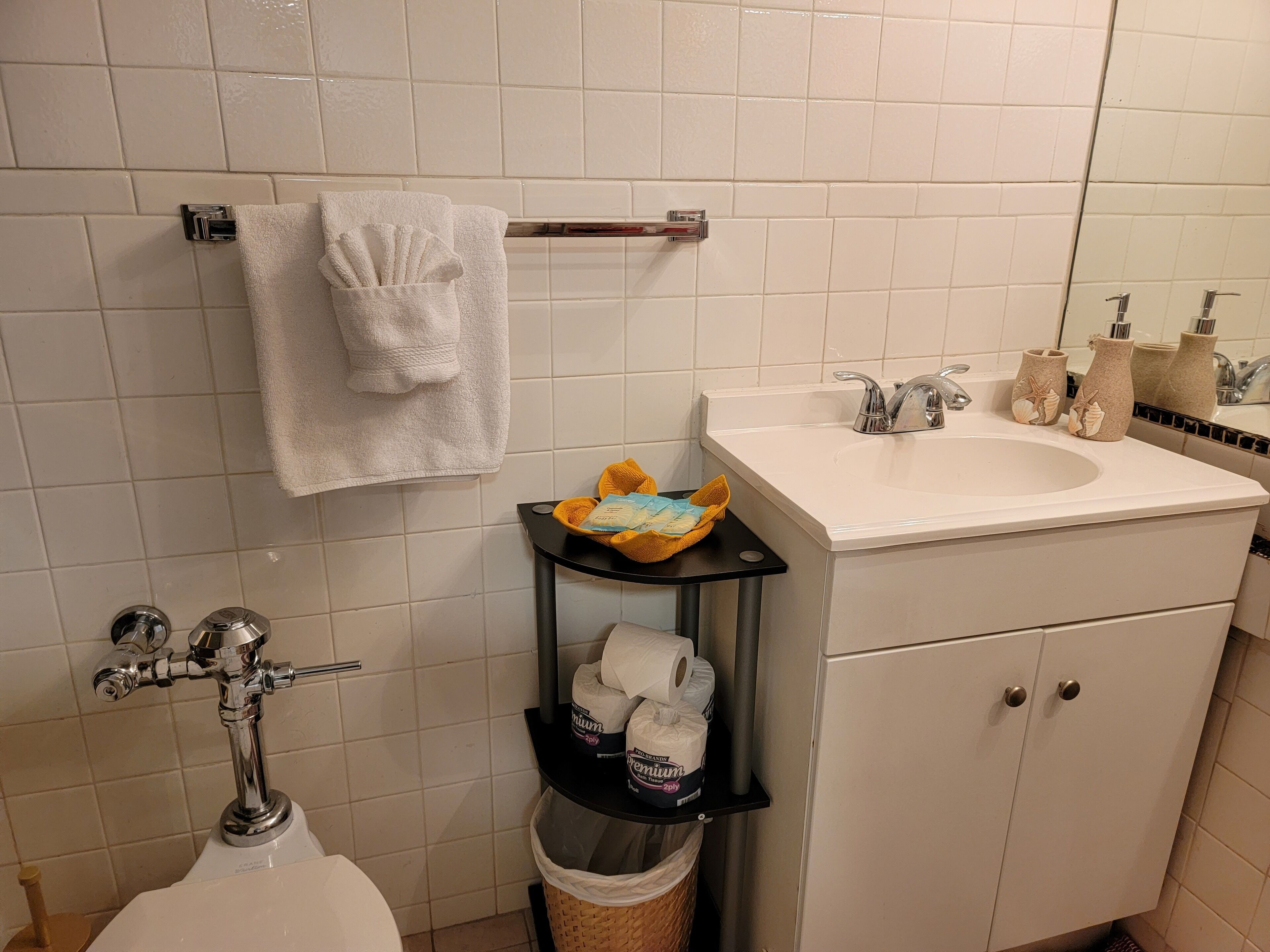 Beautiful Studio close to everything  you may need   :)