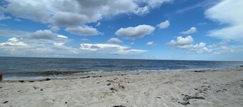 Gulf Coast Getaway Steps To Beach Dog Friendly Fenced Yard Ground Level Bedrooms