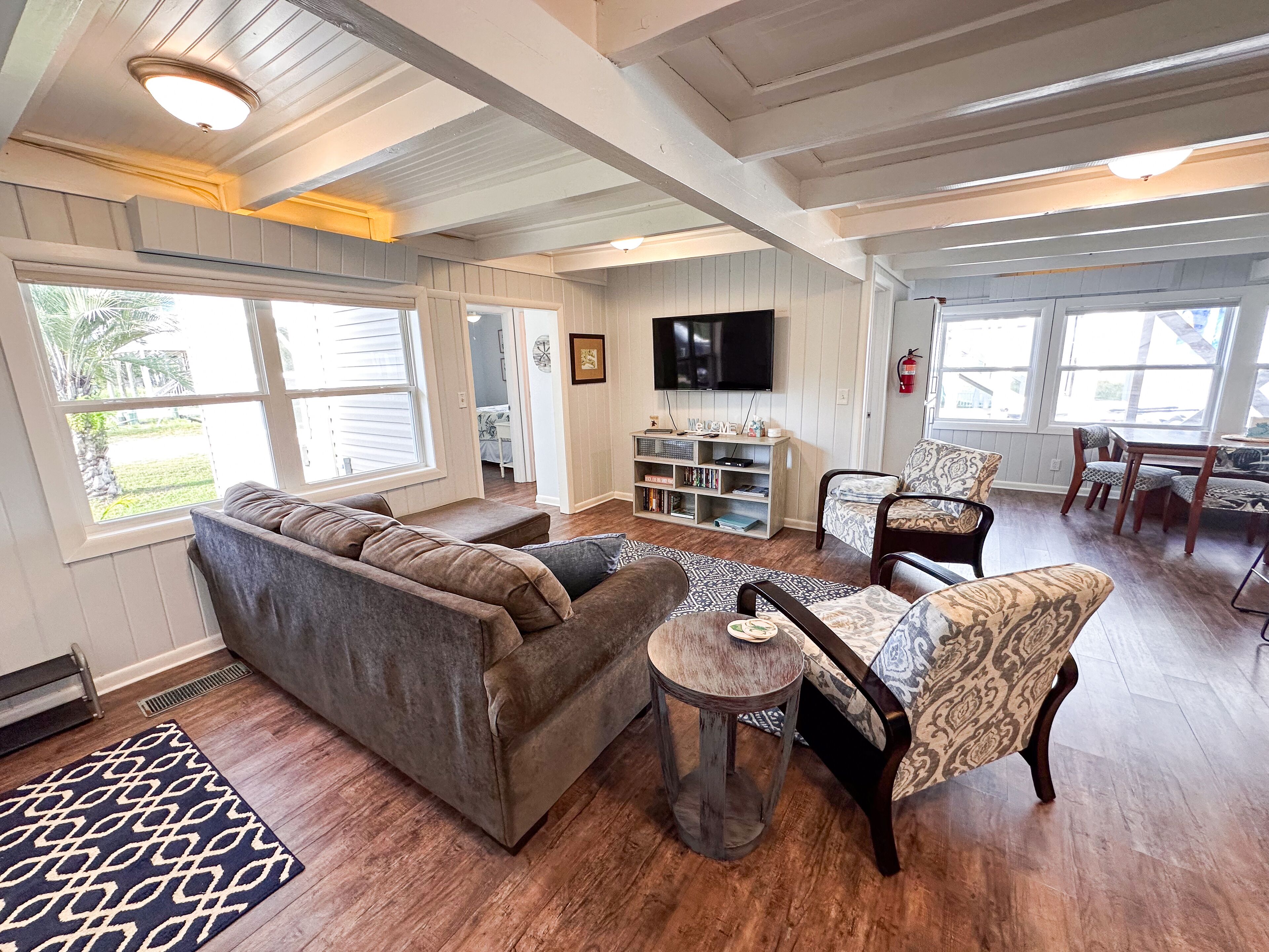 Gulf View Beach House Steps To Private Beach Dog Friendly Fenced Yard Sleeps 6