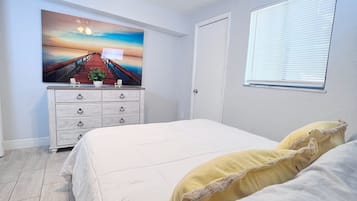 3 bedrooms, free WiFi, bed sheets