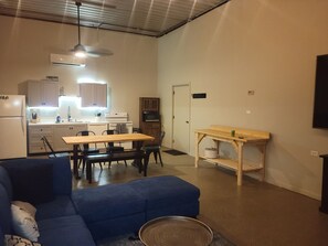 Älytelevisio, kirjoja