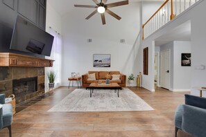 Smart TV, lareira, Netflix, serviços de streaming