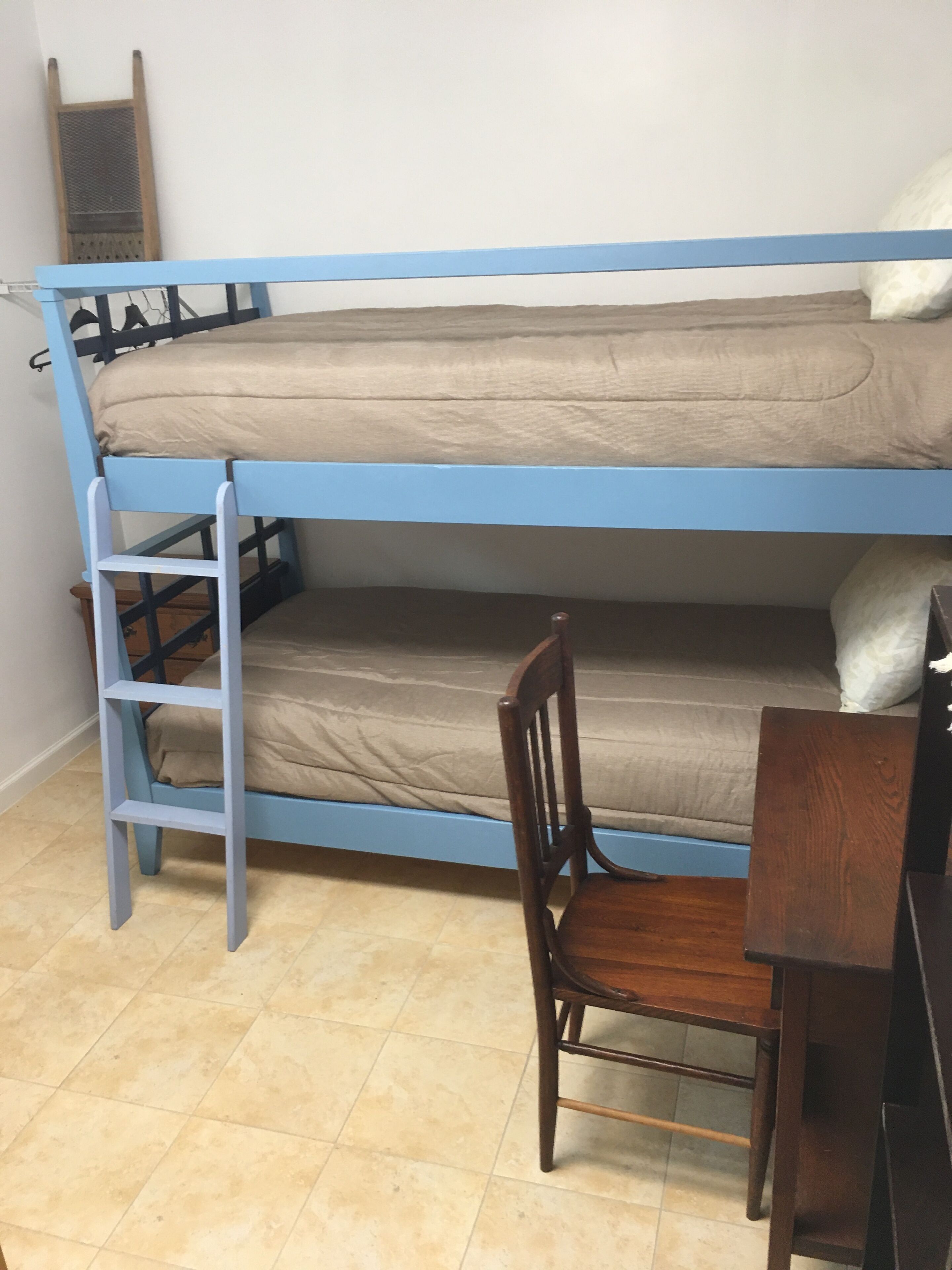 Secluded Bon Secour riverfront home with spacious screened porch