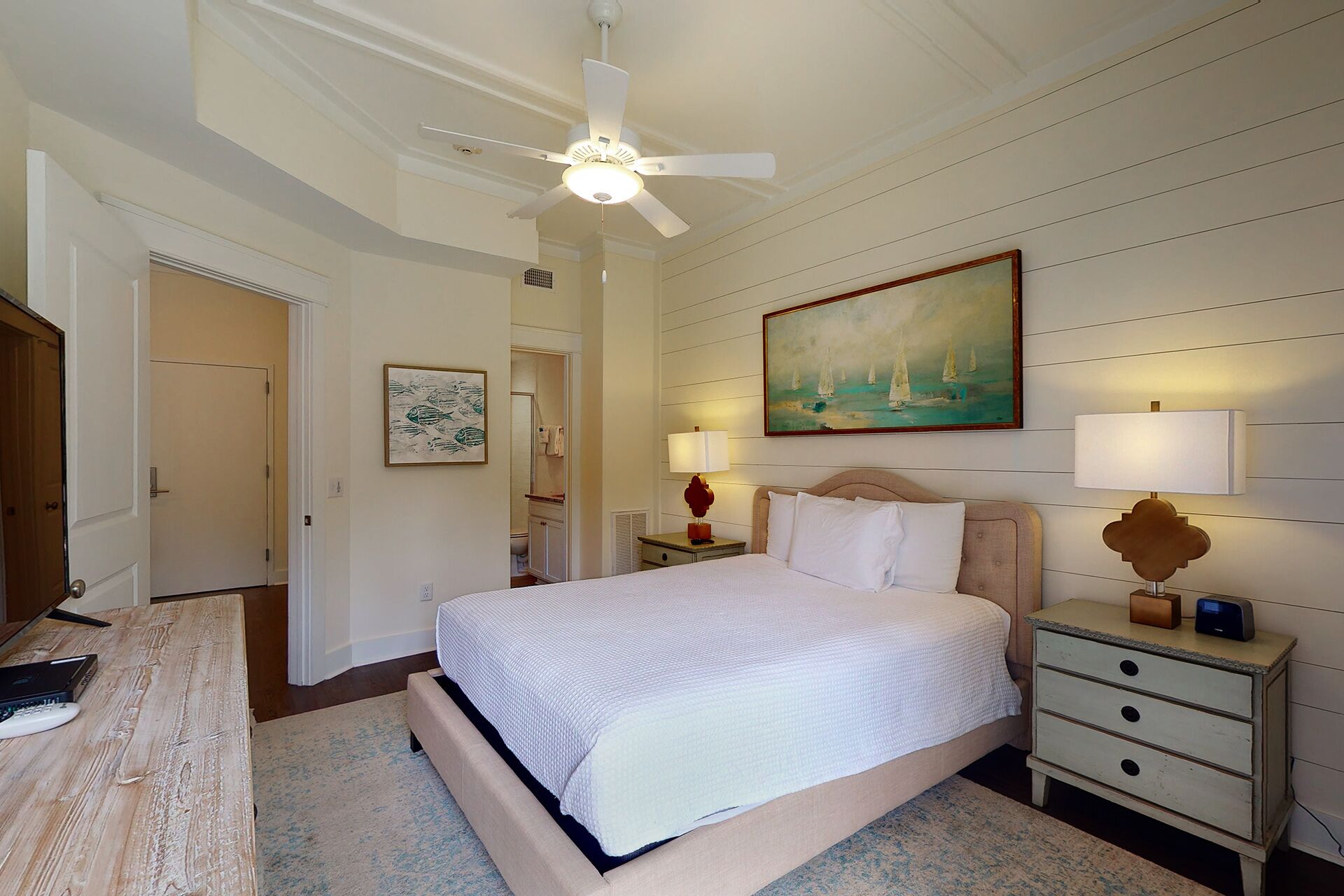 400 Ocean Suites at the Heart of St.Simons Pier Village