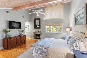 4 bedrooms, free WiFi, bed sheets