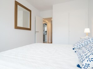 2 Schlafzimmer, Bügeleisen/Bügelbrett, Internetzugang, Bettwäsche