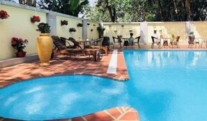 Deluxe Room | Pool | Outdoor pool - Rose Garden (Phu Quoc)