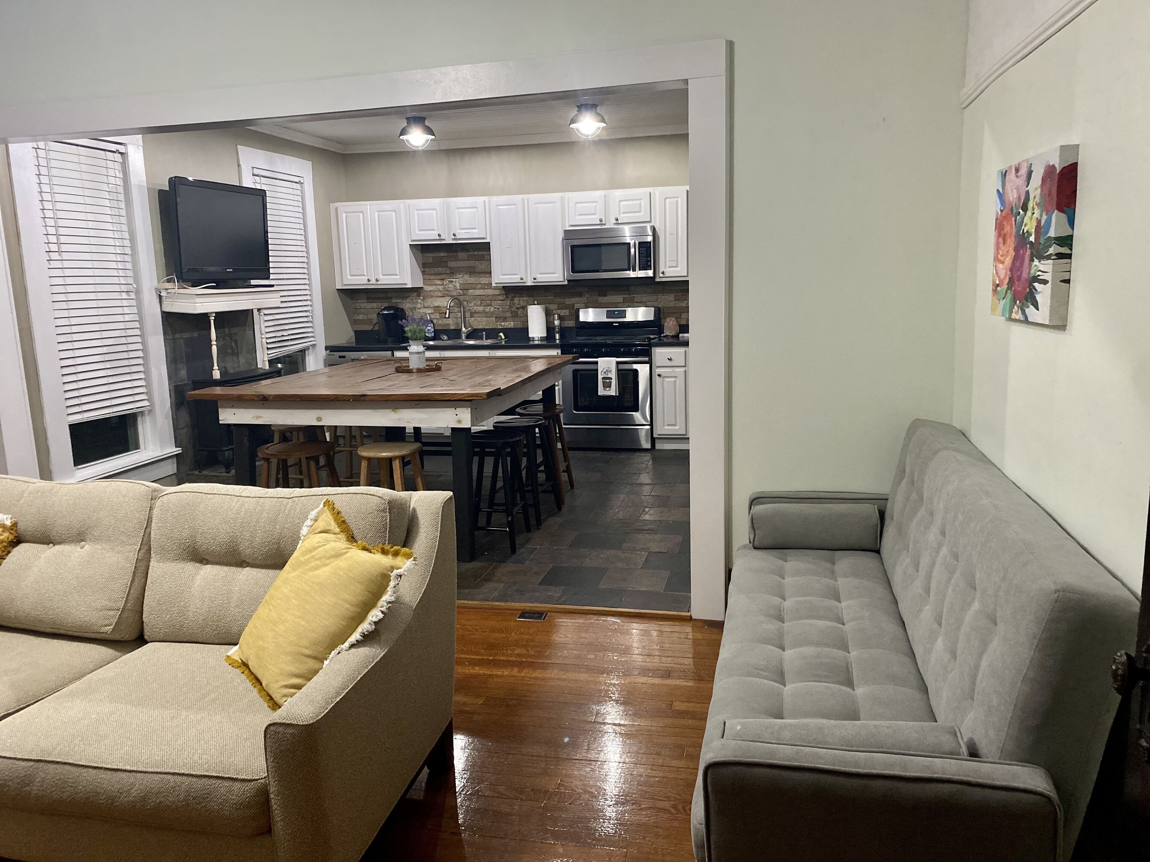 Lake Country House on City Square