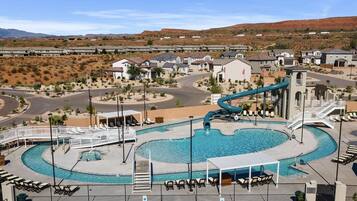 Resortwoning, 5 slaapkamers | Zwembad