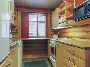 Refrigerador, microondas, lavavajillas y tostadora 