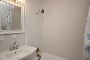 Kombinert dusj/badekar