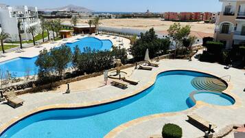 Piscina externa