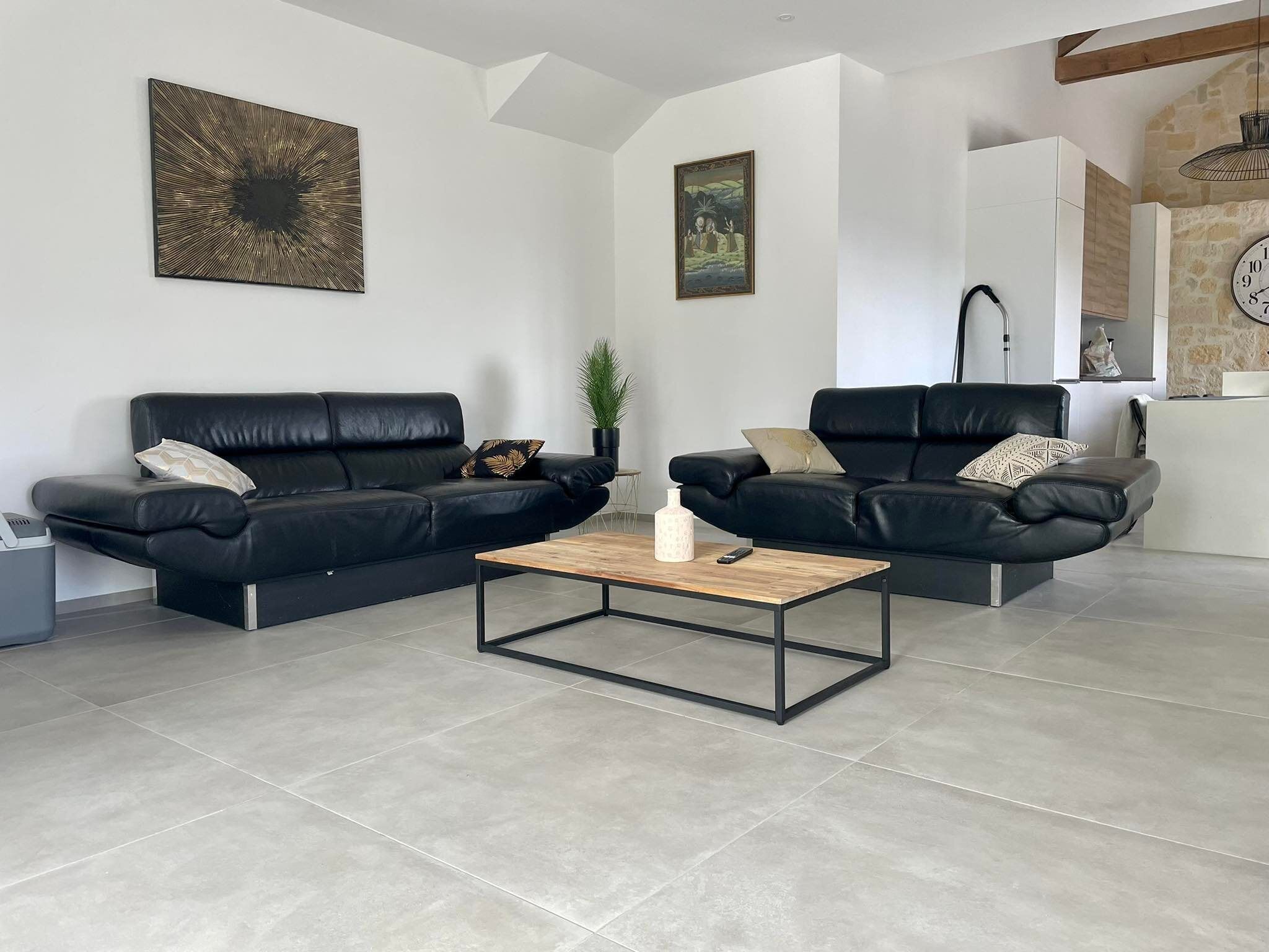 Beautiful and large villa with private pool