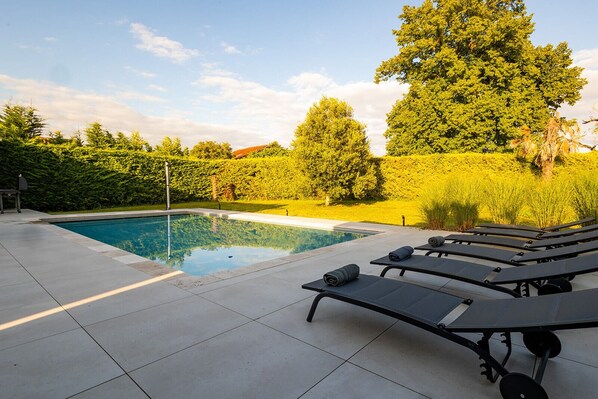 Outdoor pool, a heated pool