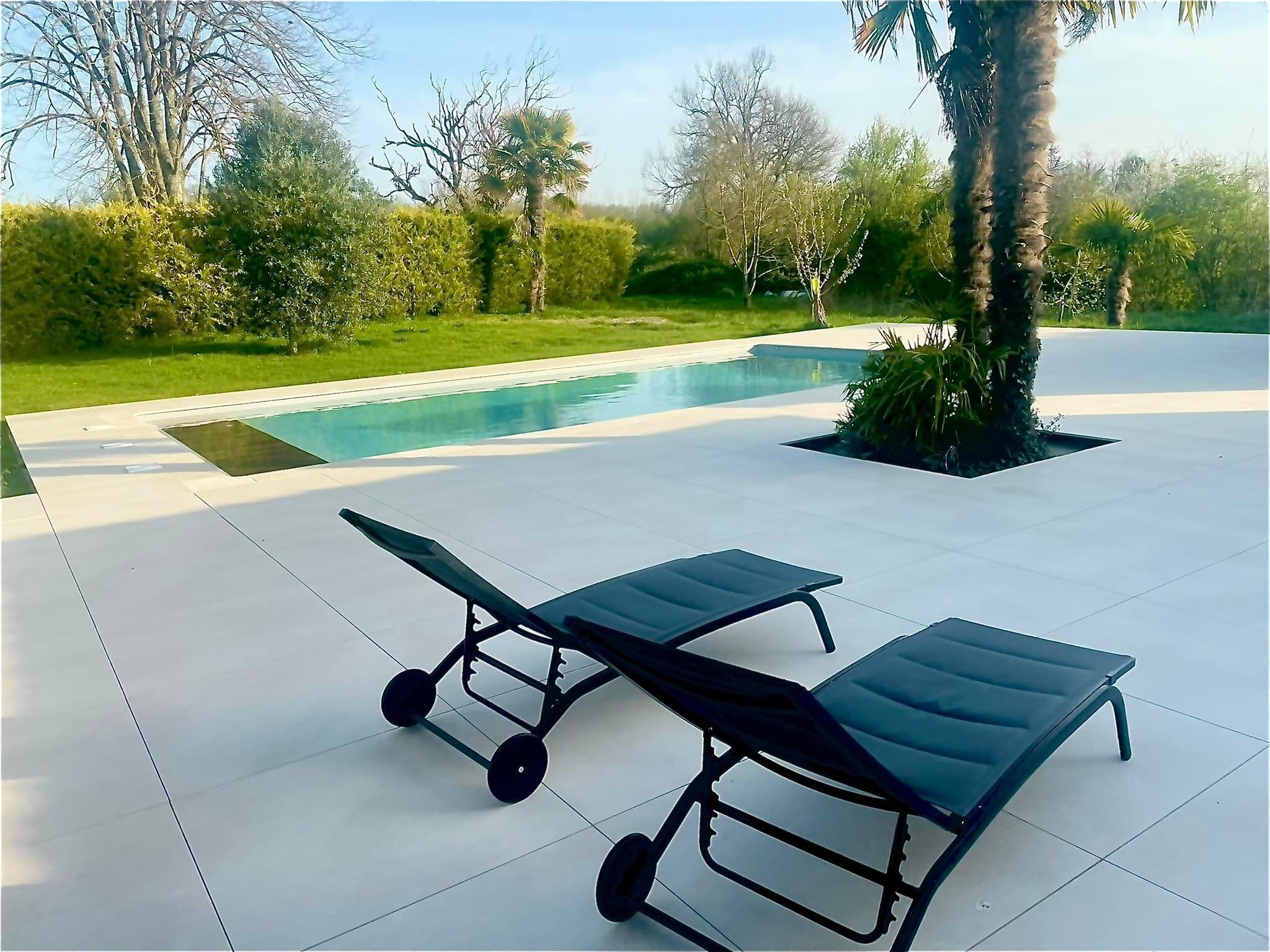 Beautiful and large villa with private pool