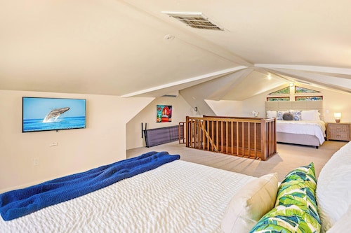 Oceanfront Living | 2 Masters | Views | AC