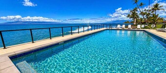 Oceanfront Living | 2 Masters | Views | AC