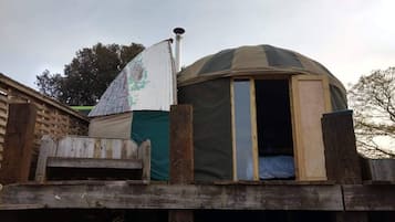 Cabin | Exterior