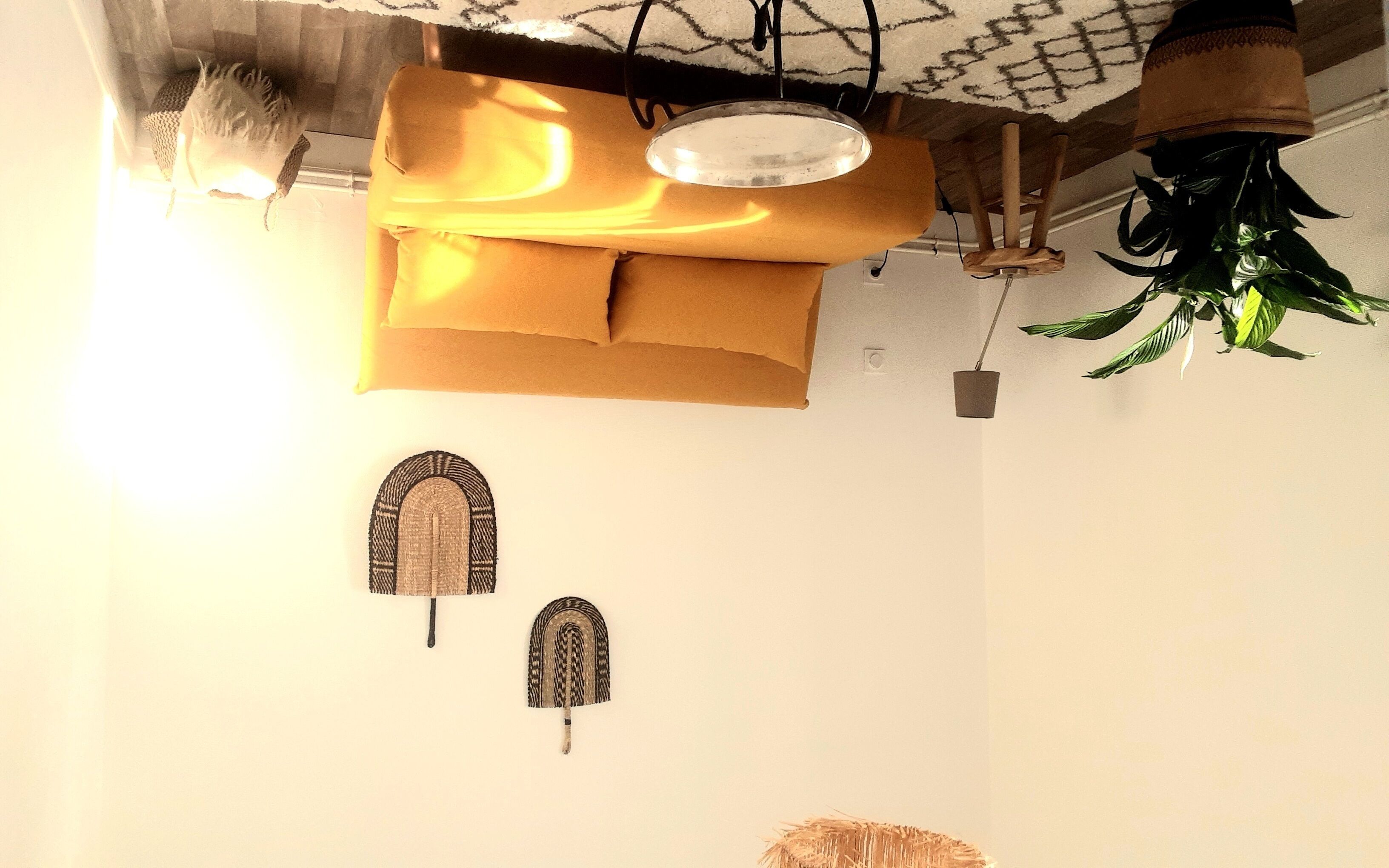 Cottage under the lime tree