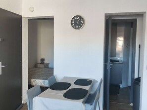 Dining - T2 Apartment for 5 with Pool and Parking - Le Barcarès (Le Barcarès)
