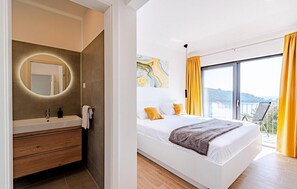 3 habitaciones, cuna de viaje, wifi gratis y ropa de cama 