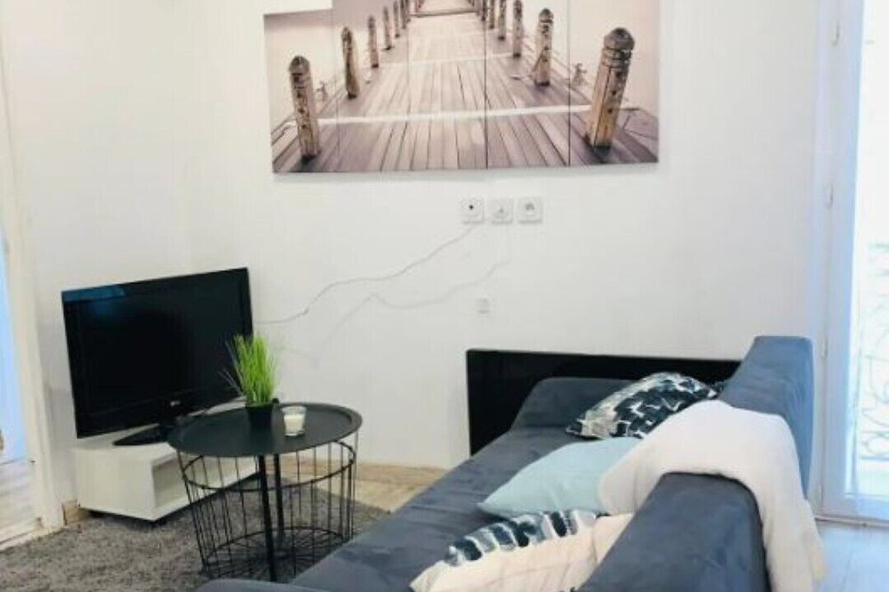 ⭐️Pretty T2 center Béziers with Garage (apt 5)⭐️