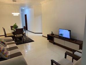 TV