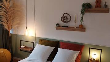 1 chambre, bureau, fer et planche à repasser, Wi-Fi gratuit