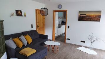 Fernseher, Stereoanlage