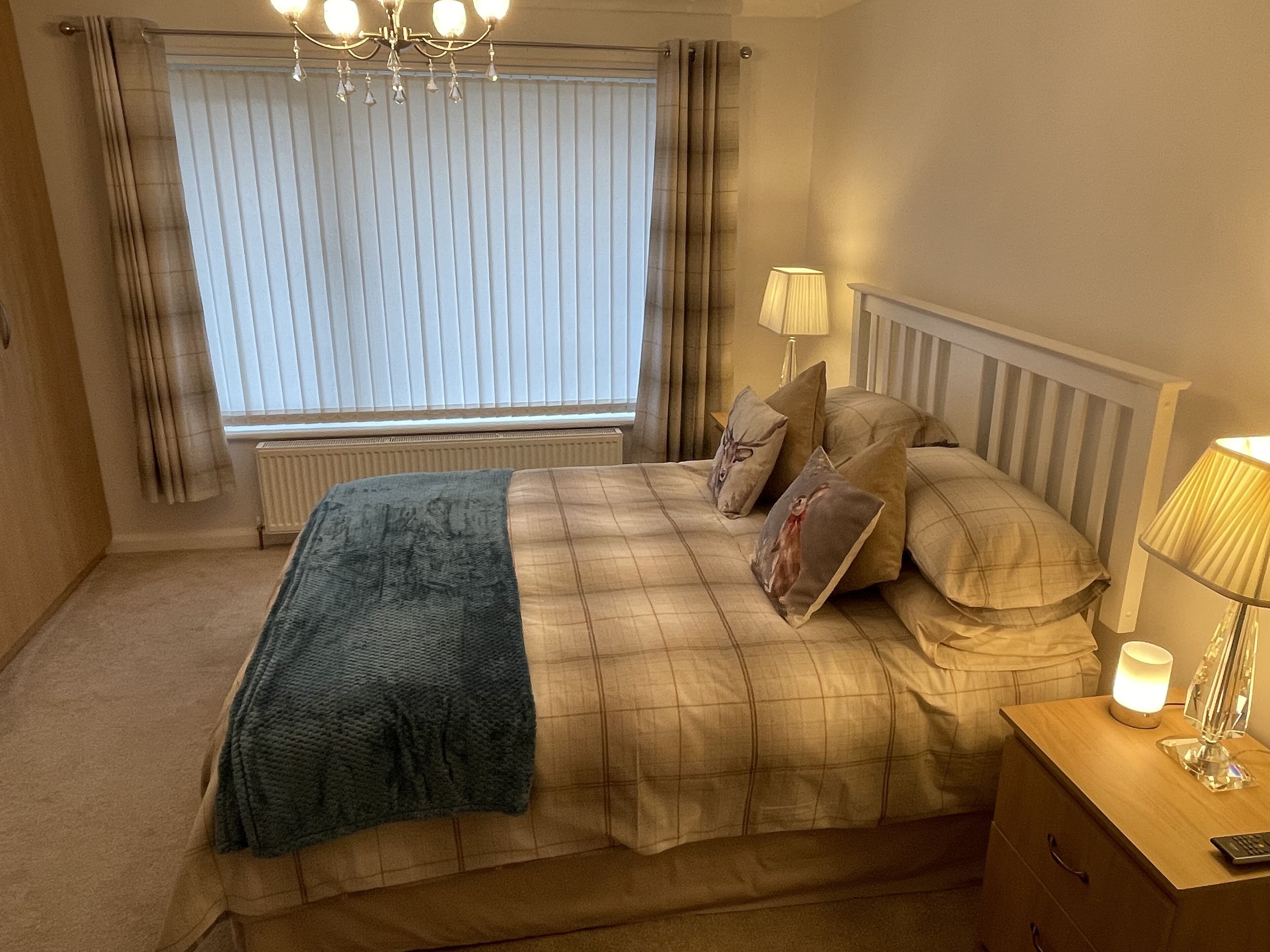 3 bedrooms, desk, iron/ironing board, travel cot